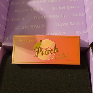 Too Faced Sweet Peach eyeshadow palette